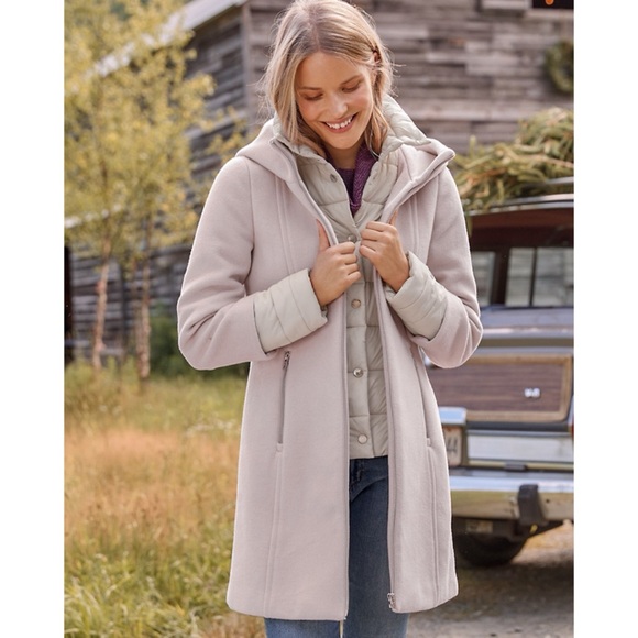 Soia & Kyo Jackets & Blazers - NWT Soia & Kyo Rooney Hooded Coat